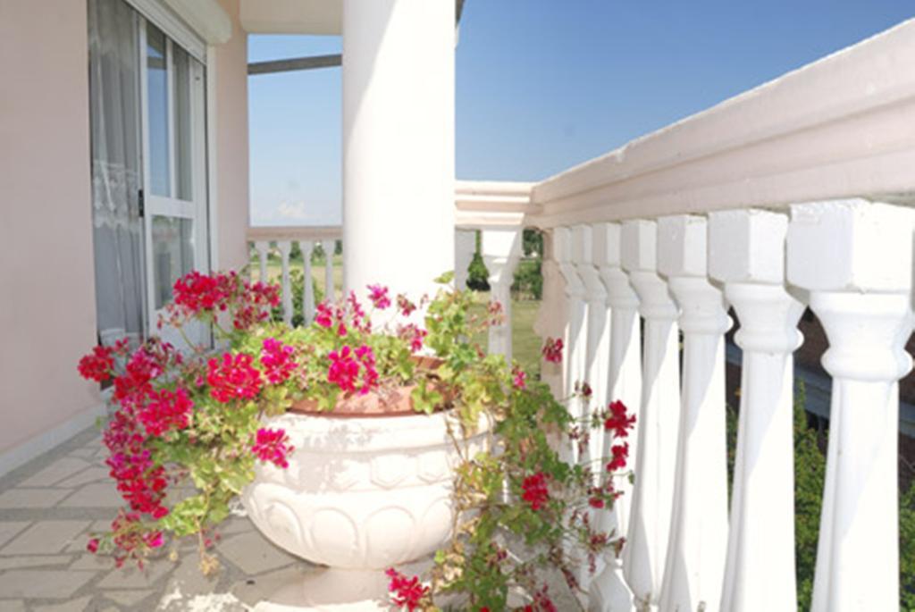 Di Vincenzo Inn Ulcinj Extérieur photo