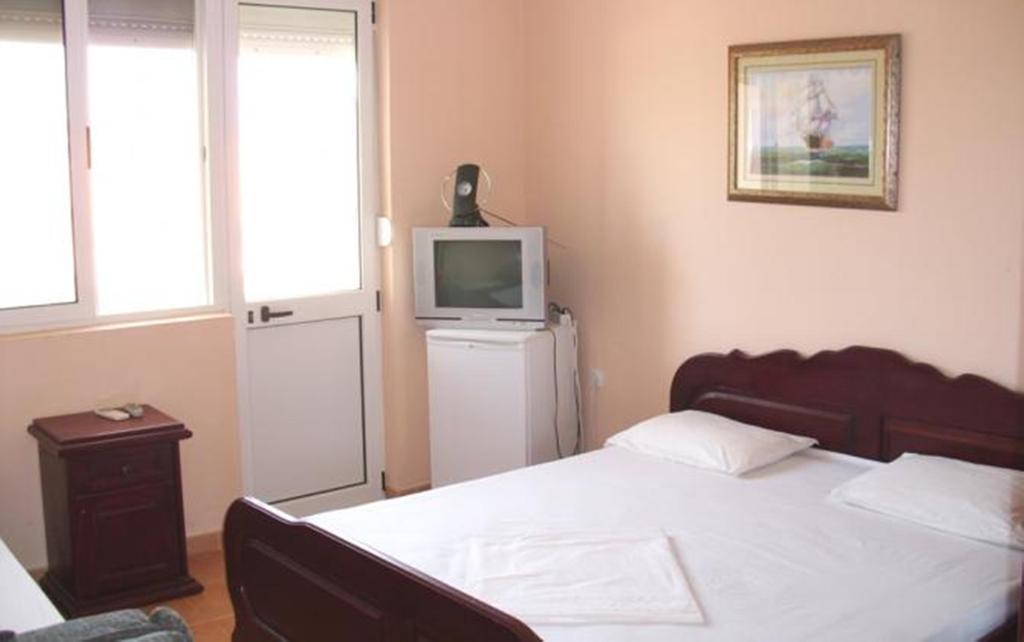 Di Vincenzo Inn Ulcinj Chambre photo