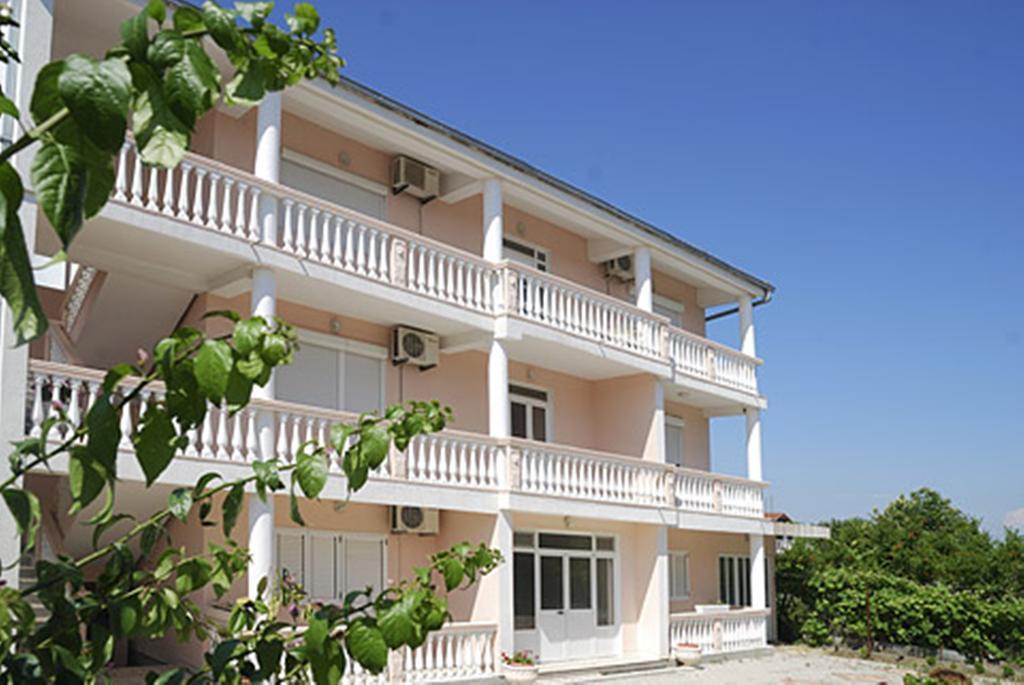 Di Vincenzo Inn Ulcinj Extérieur photo